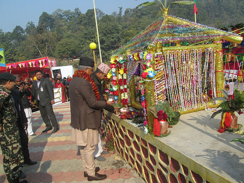 https://republicaimg.nagariknewscdn.com/shared/web/uploads/media/Deuba_Kumbha%20Mela.JPG