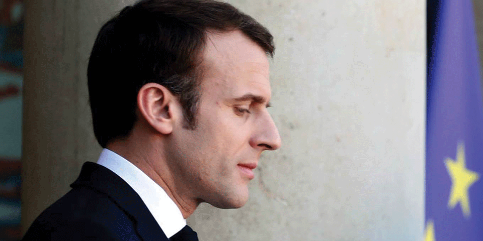 https://republicaimg.nagariknewscdn.com/shared/web/uploads/media/French_President_Emmanuel_Macron.gif