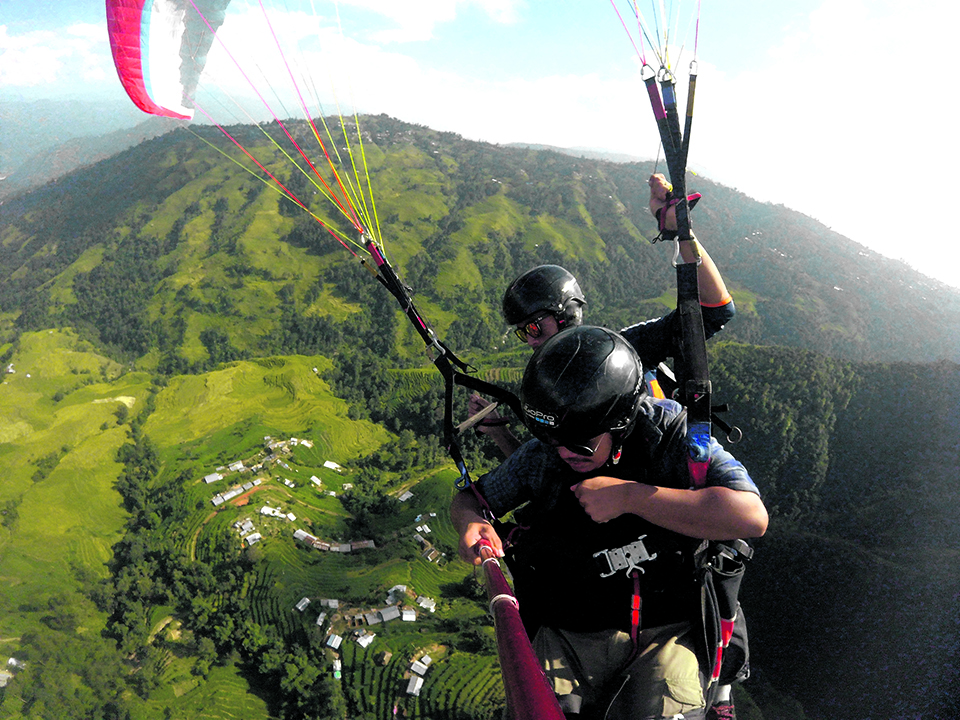https://republicaimg.nagariknewscdn.com/shared/web/uploads/media/Paragliding%202.jpg