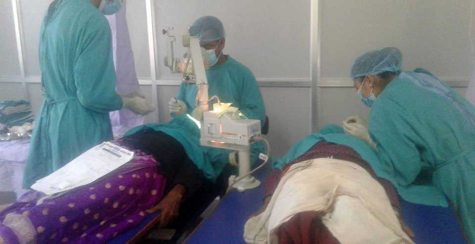 https://republicaimg.nagariknewscdn.com/shared/web/uploads/media/Rss_Images_Doti_RSS_eye-surgery.jpg