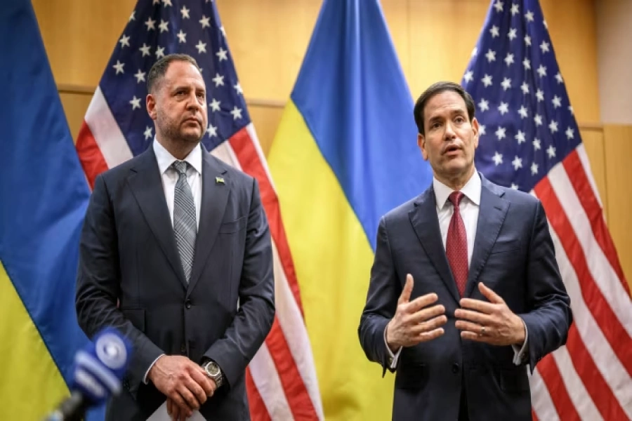 Washington, Kyiv say a peace deal must '...