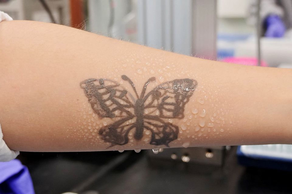 nanotechtattoo_20220802142708.jpg