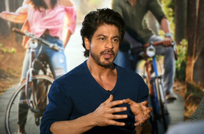 https://republicaimg.nagariknewscdn.com/shared/web/uploads/media/srk.jpg